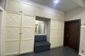 Satılır Yeni Tikili Nəsimi Bazarında