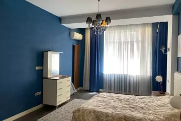 Satılır Yeni Tikili Nəsimi Bazarında