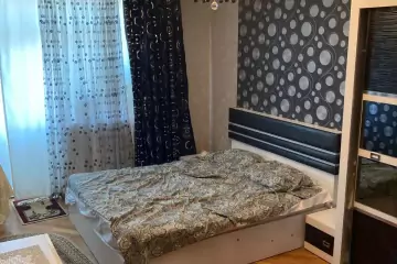 Satılır Köhnə Tikili Suraxanıda