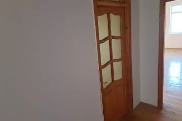 Satılır Həyət Evi Bakıxanovda