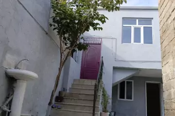Satılır Həyət Evi Savalan Qəsəbəsida