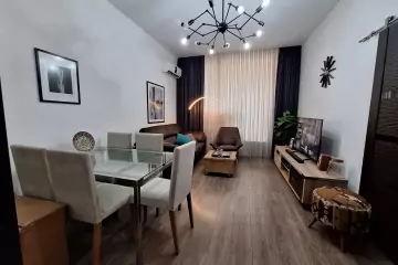 Satılır Köhnə Tikili Rusiya Səfirliyida