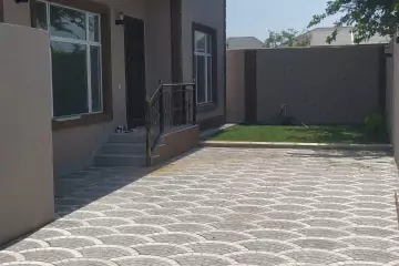 Satılır Həyət Evi Binədə
