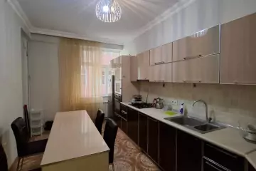 Aylıq Kirayə Yeni Tikili Ağ şəhər Kompleksində