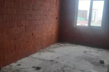 Satılır Yeni Tikili Masazırda