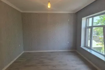 Satılır Həyət Evi Binədə