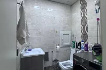 Satılır Yeni Tikili Nəsimi Bazarında