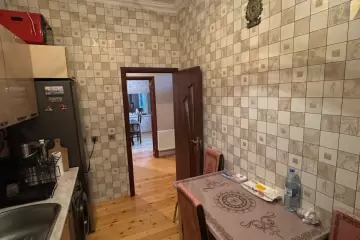 Satılır Həyət Evi çiçəkda