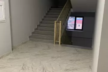 Satılır Yeni Tikili Masazırda