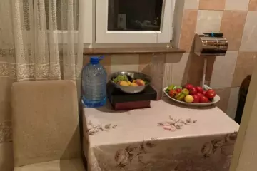 Satılır Köhnə Tikili Elmler Akademiyasıda