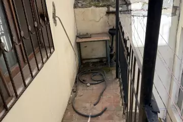 Satılır Köhnə Tikili İçərişəhərdə