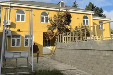 Satılır Bağ Evi Novxanıda 
