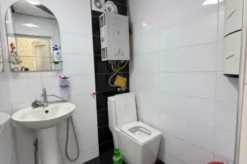 Satılır Köhnə Tikili Bakıda