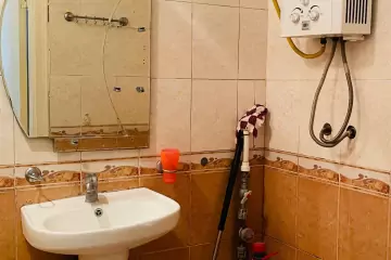 Satılır Köhnə Tikili Biləcəridə