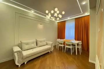 Satılır Yeni Tikili Ağ şəhər Kompleksində 