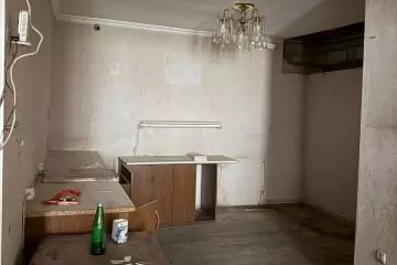 Satılır Köhnə Tikili İçərişəhərdə