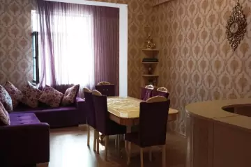 Aylıq Kirayə Yeni Tikili Elmler Akademiyasıda