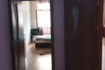 Aylıq Kirayə Yeni Tikili Elmler Akademiyasıda