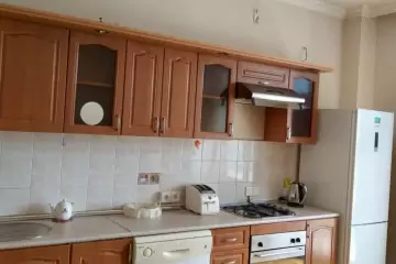Aylıq Kirayə Yeni Tikili 28 May Metrosu ətrafında
