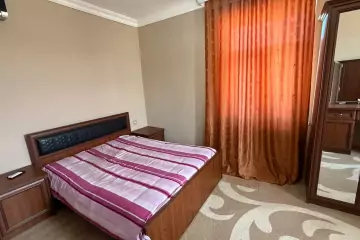 Satılır Bağ Evi Novxanıda