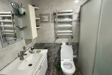 Satılır Yeni Tikili Yeni Yasamalda