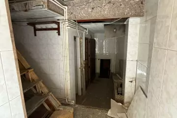 Satılır Köhnə Tikili İçərişəhərdə