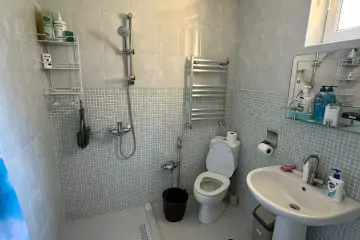 Satılır Bağ Evi Novxanıda
