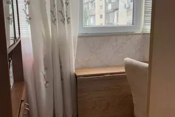 Satılır Köhnə Tikili Elmler Akademiyasıda