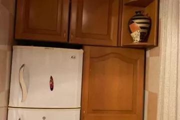 Satılır Köhnə Tikili Elmler Akademiyasıda