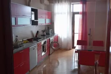 Aylıq Kirayə Yeni Tikili Elmler Akademiyasıda