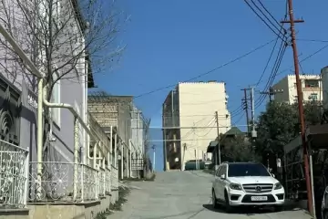 Satılır Həyət Evi Yeni Günəşlidə