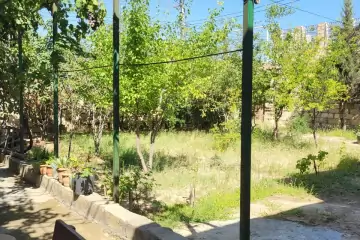Satılır Həyət Evi Sarayda