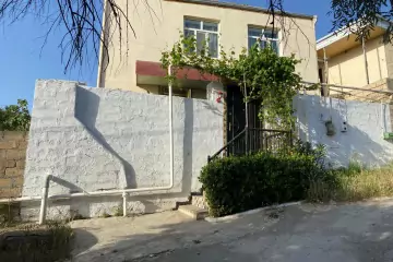Satılır Həyət Evi Masazırda