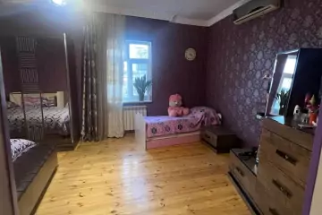 Satılır Həyət Evi Bakıda