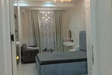 Satılır Yeni Tikili Heydər əliyev Mərkəzində