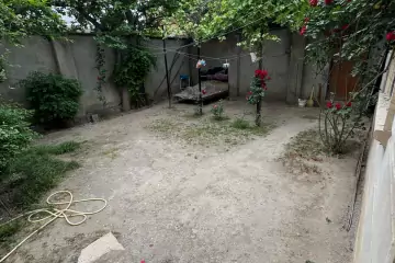 Satılır Həyət Evi Biləcəridə