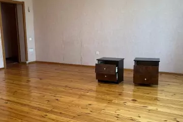 Satılır Köhnə Tikili Biləcəridə