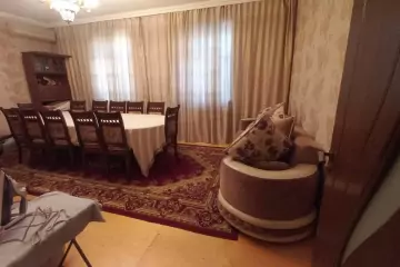 Satılır Həyət Evi Sarayda