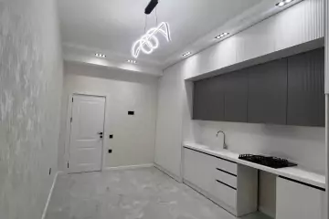 Satılır Yeni Tikili Heydər əliyev Mərkəzində