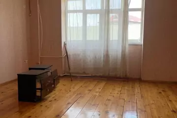 Satılır Köhnə Tikili Biləcəridə