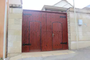 Satılır Həyət Evi Qaraçuxurda