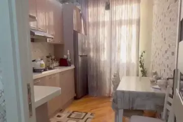 Satılır Yeni Tikili Masazırda