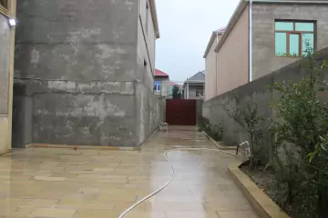 Satılır Həyət Evi Qaraçuxurda