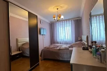 Satılır Köhnə Tikili Yasamalda