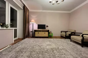 Satılır Köhnə Tikili Yasamalda
