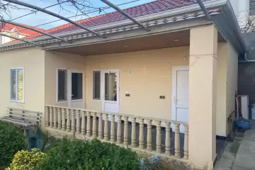 Satılır Həyət Evi Qaraçuxurda
