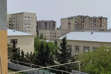 Satılır Köhnə Tikili Badamdarda