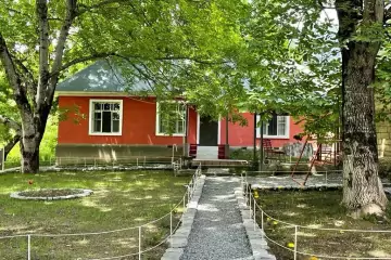 Günlük Kirayə Həyət Evi Vəndam Qəsəbəsində