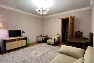 Satılır Köhnə Tikili Yasamalda