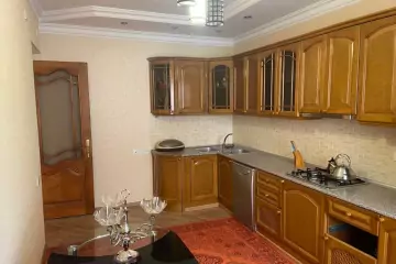 Satılır Həyət Evi Qaraçuxurda